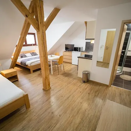 Apartment 21 *